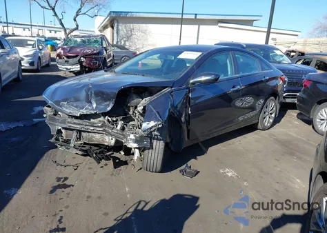 2013 Hyundai Sonata Se z USA, uszkodzony, nr VIN 5NPEC4AC5DH759748